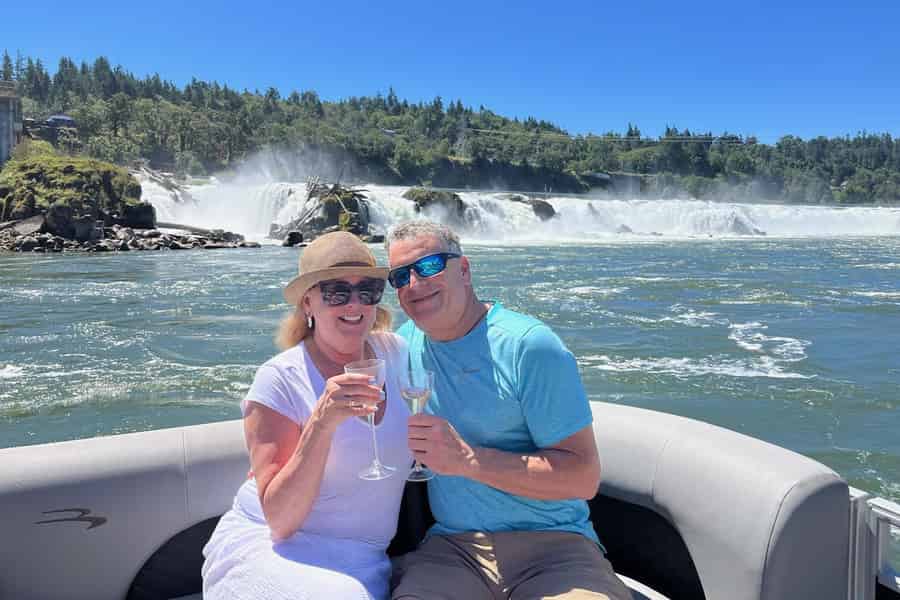 2-stündige Scenic River Tour zu den Willamette Falls. Foto: GetYourGuide