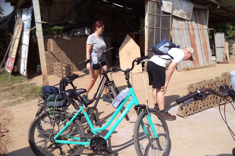 Tour en bicicleta de día completo por el paraíso de Chiang Mai