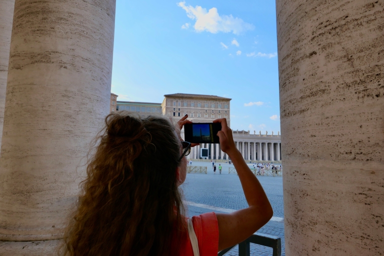 Rome: Guided Tour of St. Peter's Basilica with Dome Climb Private Tour in Portuguese