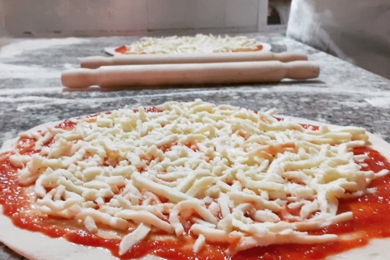 Rome : cours de cuisine sur glace et pizza maison avec vin