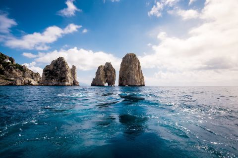 Da Positano: gita in barca di un'intera giornata a Capri