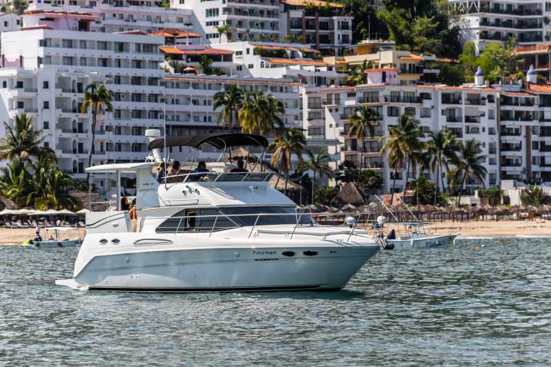luxury yacht tour puerto vallarta