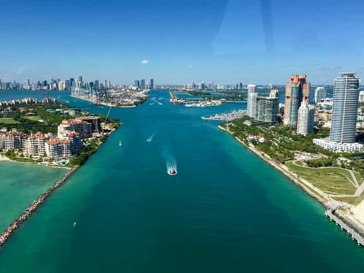 Miami: Biscayne Bay Small-Group Sightseeing Boat Tour | GetYourGuide