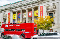 Montreal, Hop-On Hop-Off Double-Decker Bus Tour - Housity