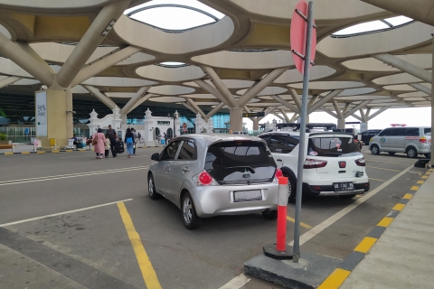 Yogyakarta: prywatny transfer z lotniska YIAYogyakarta: prywatny transport na międzynarodowe lotnisko (YIA).