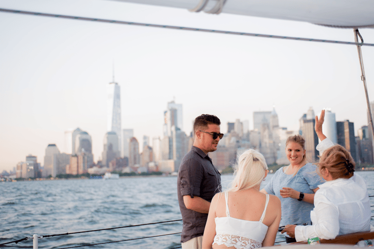 NYC: Statue of Liberty Cruise aboard a Classic Sailboat Peak Option