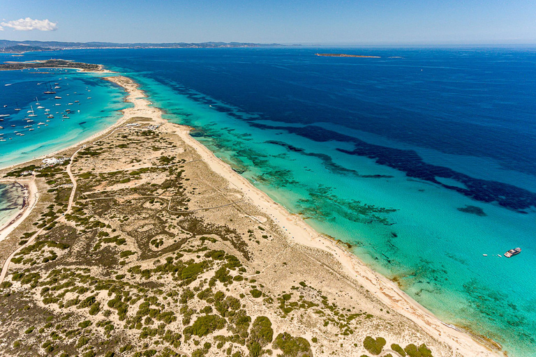 Ibiza: All-inclusive Formentera Full-Day Boat Trip with Beds