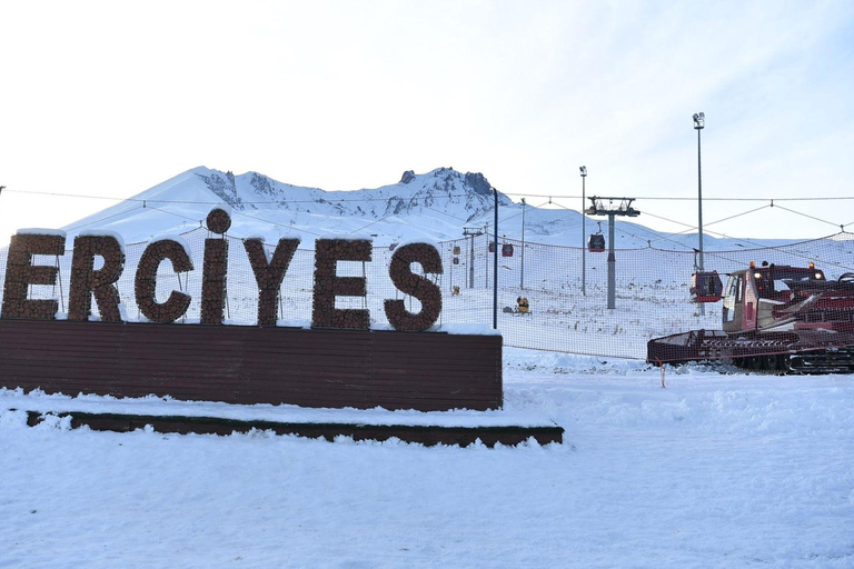 Cappadocia: Mount Erciyes Ski Resort Day Trip with meal and Ski Pass (10 rides)