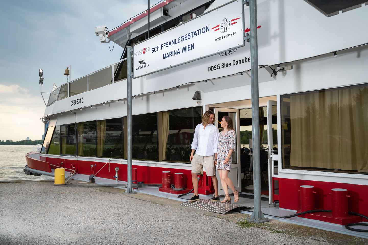 Dagsferð með báti frá Vín til Bratislava