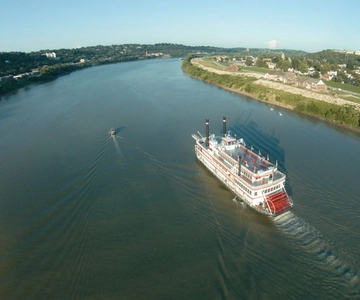 Cincinnati: Historic Sightseeing Cruise