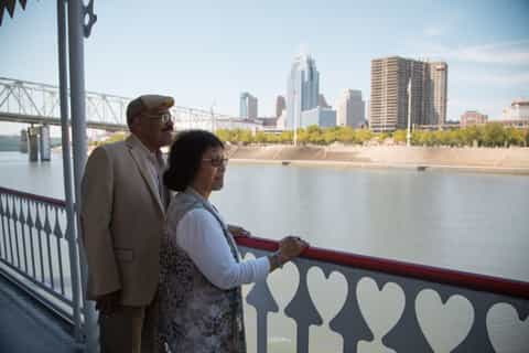 Cincinnati: Dinner Cruise on the Ohio River