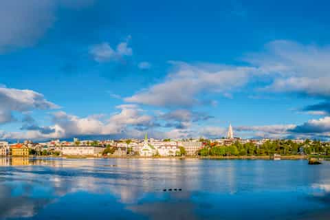 Reykjavik: Shuttle Bus Transfer to/from Keflavik Airport