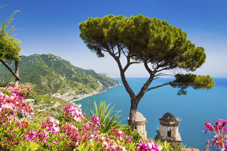 Desde Nápoles: tour por la costa de Amalfi en coche y barcoPaseo en barco por Amalfi