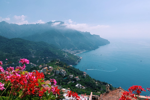 De Naples: visite de la côte amalfitaine en voiture et en bateauExcursion en bateau à Amalfi