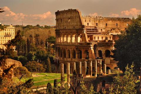 Roma: Coliseo Express Visita guiada en grupo reducidoRoma: Visita guiada rápida en grupo reducido al Coliseo