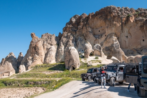 Aventura todoterreno en jeep de medio día en Capadocia