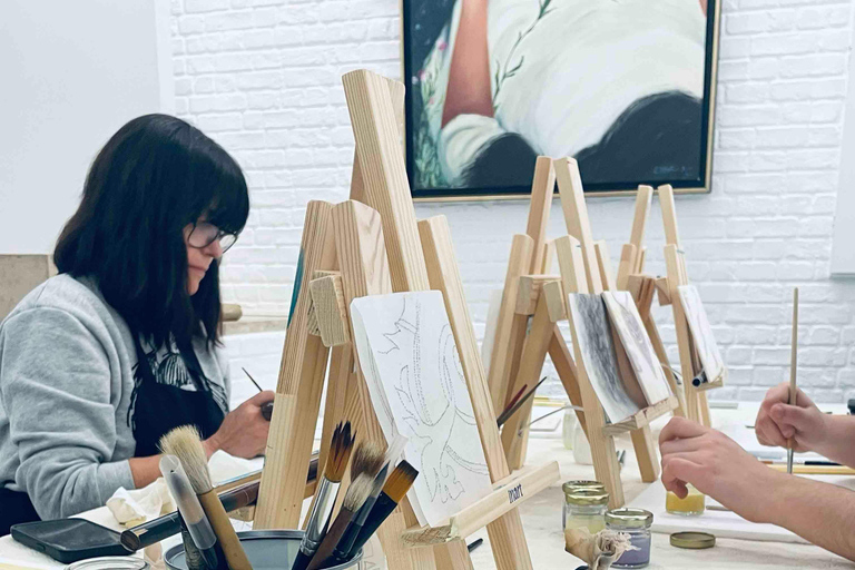 Paint Your Tile and Create Your Unique Piece in an Art Gallery in Lisbon Paint Your Own Tile and Create Your Unique Piece in an Art Gallery in Lisbon