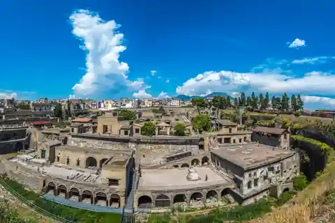 Desde Sorrento: Pompeya en tren con el Vesubio y tour guiado