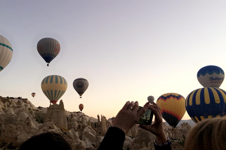 Kappadokien: Heißluftballonfahrt bei Sonnenaufgang
