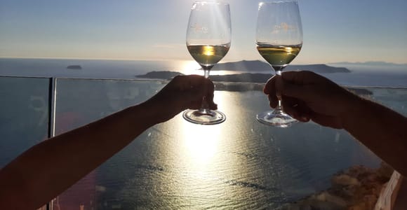 Santorini: Guided Wineries Private Tour with Wine Tastings