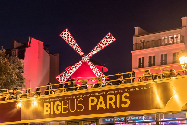 París: tour panorámico nocturno en autobús descapotable de Big Bus