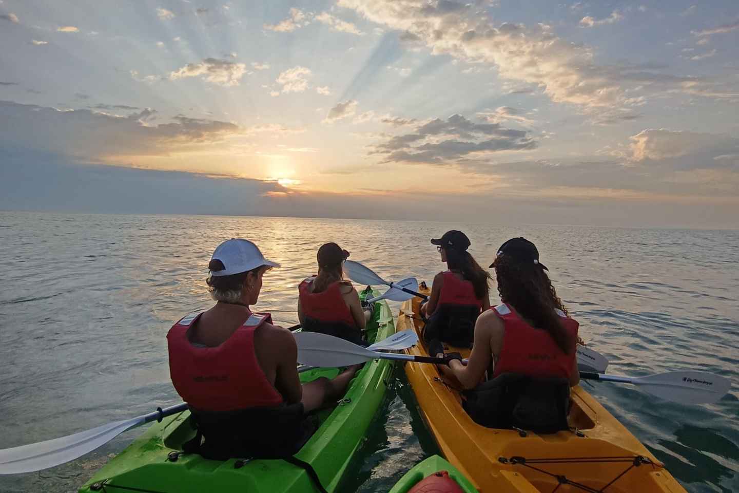 Vasto Marina: Alba in Kayak esperienza guidata sulla costa dei trabocchi