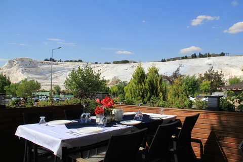 Antalya: tour de Hierápolis y Pamukkale con almuerzo