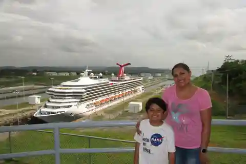 Fra Panamá City: Panamakanalen og Fort San Lorenzo Tour
