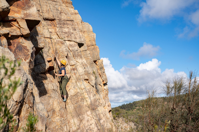 Adelaide: Rock Climb and Abseil Onkaparinga National ParkAdelaide: Rock Climbing Tour In Onkaparinga National Park