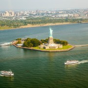 New York : survol de l'île de Manhattan en hélicoptère