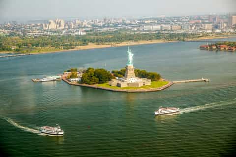 New York City: Manhattan Island Helicopter Tour