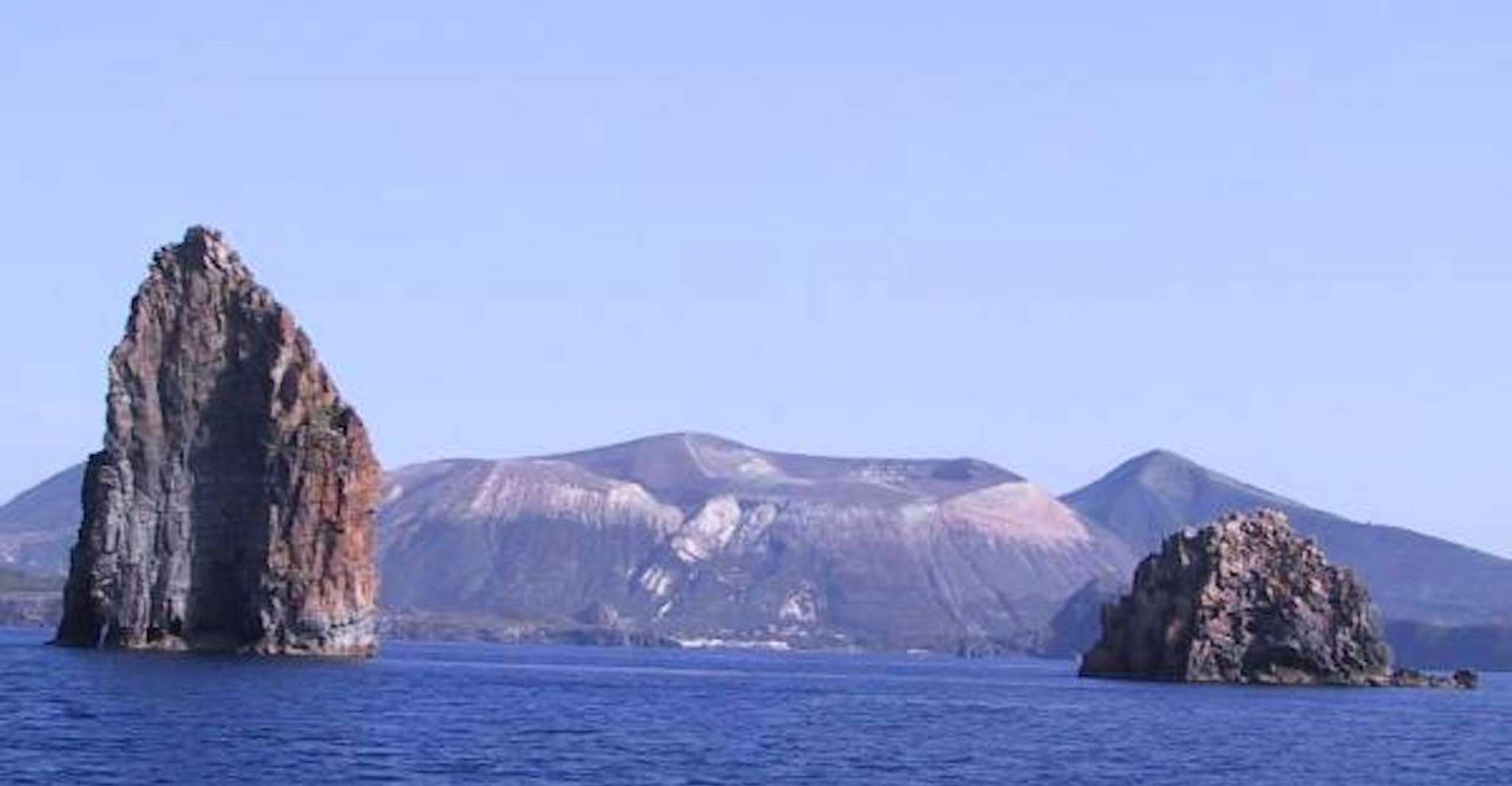 From Lipari, Boat Tour to Salina with Stops - Housity