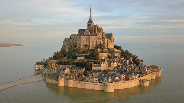 Visit From St. Malo Mont Saint-Michel Private Full Day Tour in Cap Fréhel