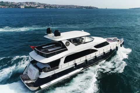 Bosphorus Sunset Cruise on a Luxurious Yacht
