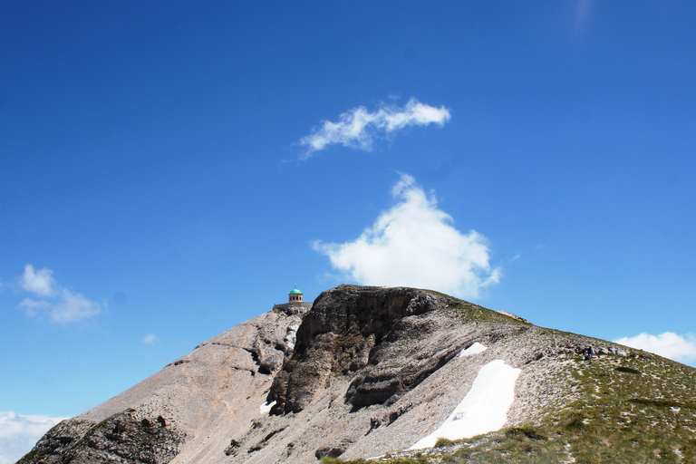 Berat: Geführte Tour zum Mount Tomorr und zum Bogove-Wasserfall