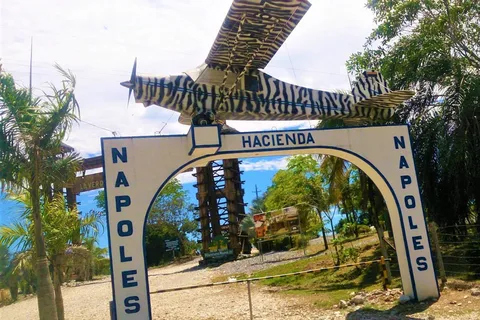 De Medellín: Excursão Privada Hacienda Nápoles de Pablo Escobar