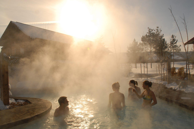 Excursion d&#039;une journée dans les montagnes bleues et les thermes en camping-car