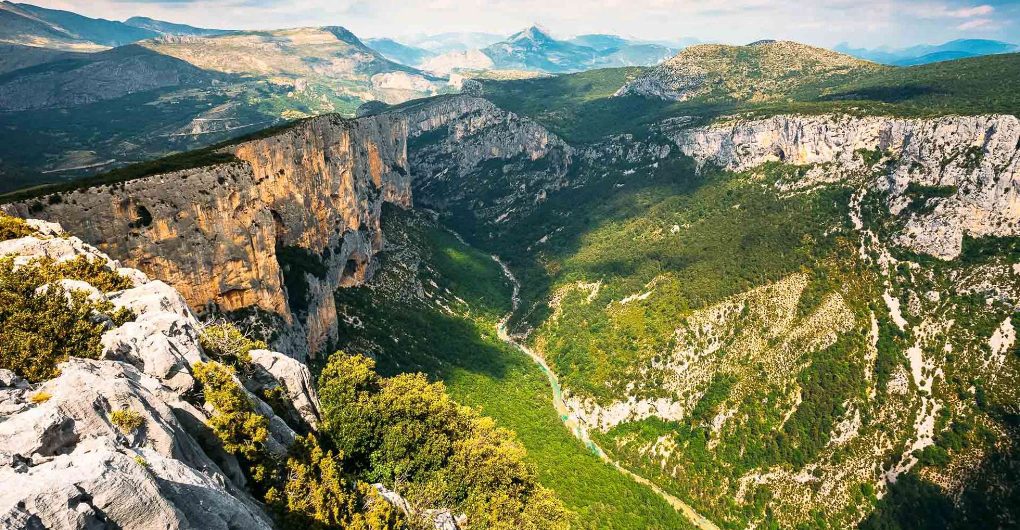 Verdon Gorge, The Grand canyon of Europe, Lake and Lavender - Housity