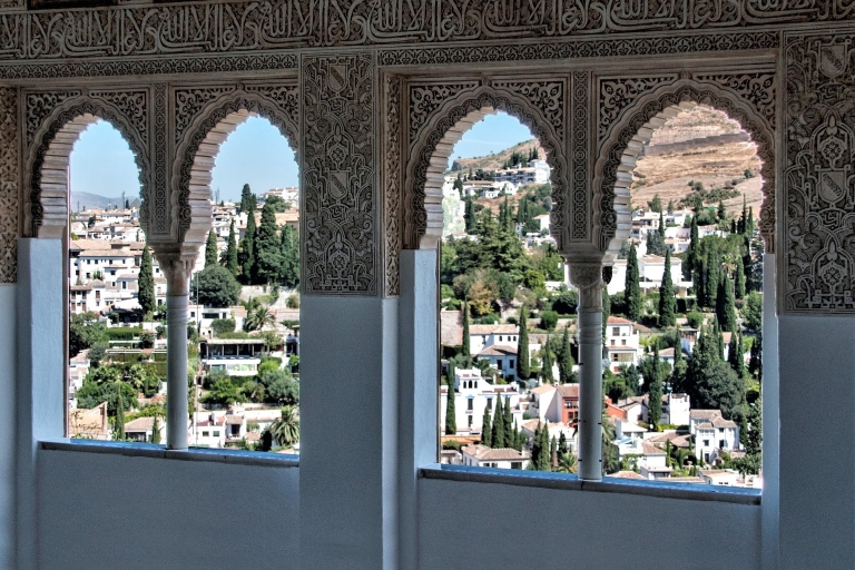 Granada: tour guiado de la Alhambra y ticketEntradas de última hora con visita guiada en español