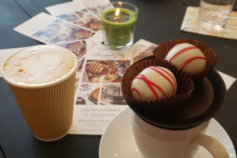 Sant'Agostino: tour a piedi di cioccolato e dolci con degustazioni