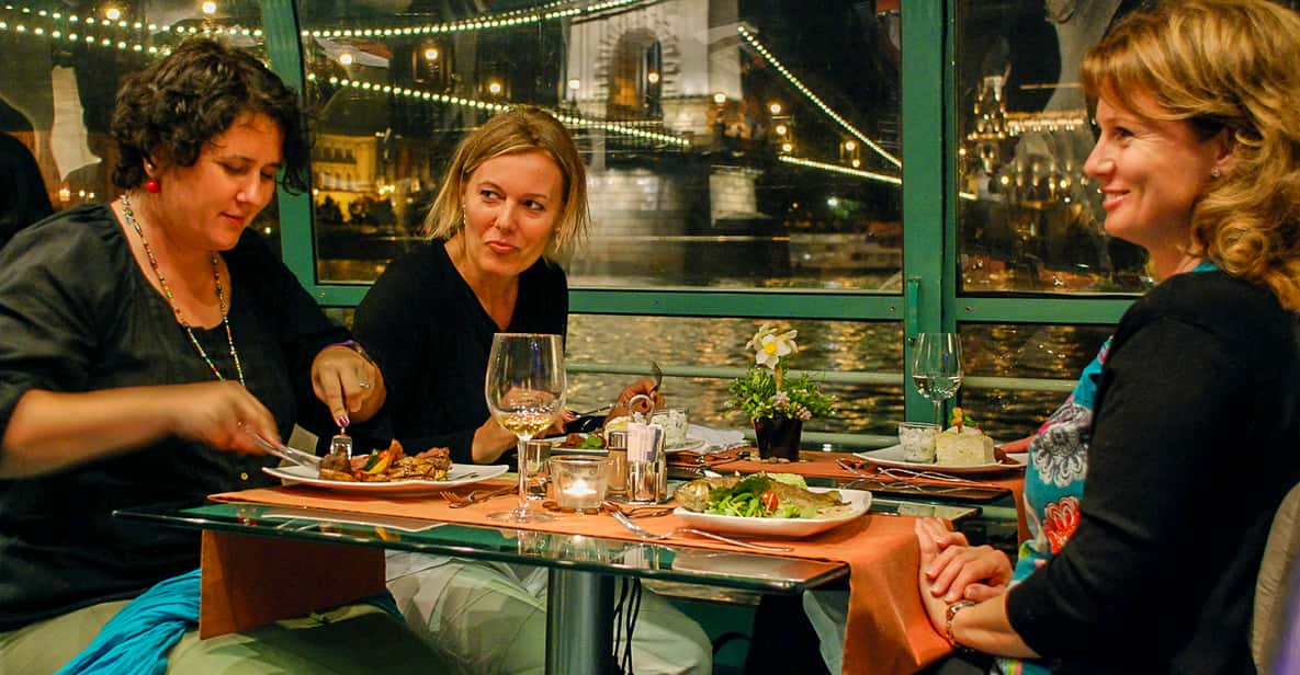 Budapest : croisière avec dîner aux chandelles et musique