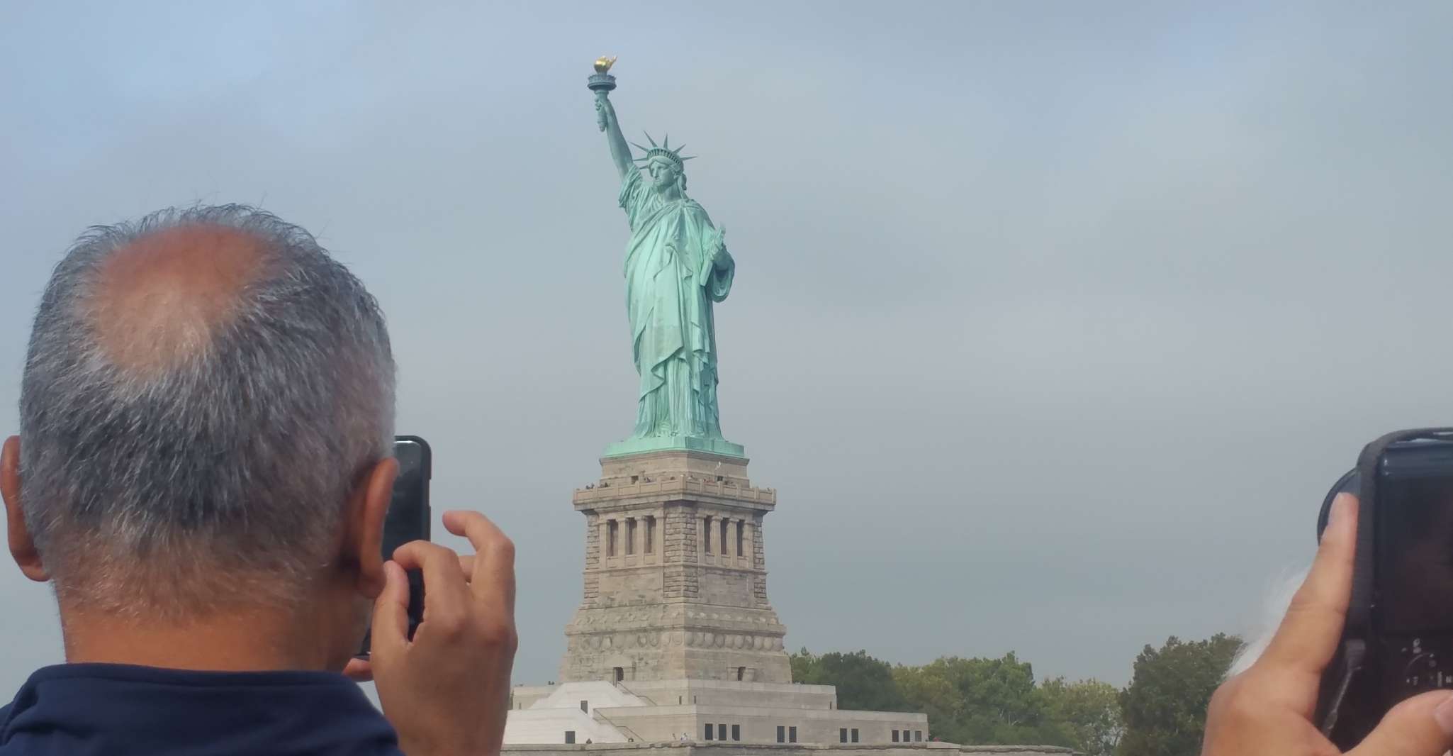 NYC, Statue of Liberty & Ellis Island Guided Tour with Ferry SuiteTrails