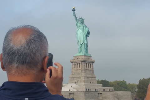 New York City: Tour zur Freiheitsstatue & Ellis IslandKleingruppentour Freiheitsstatue und Ellis Island