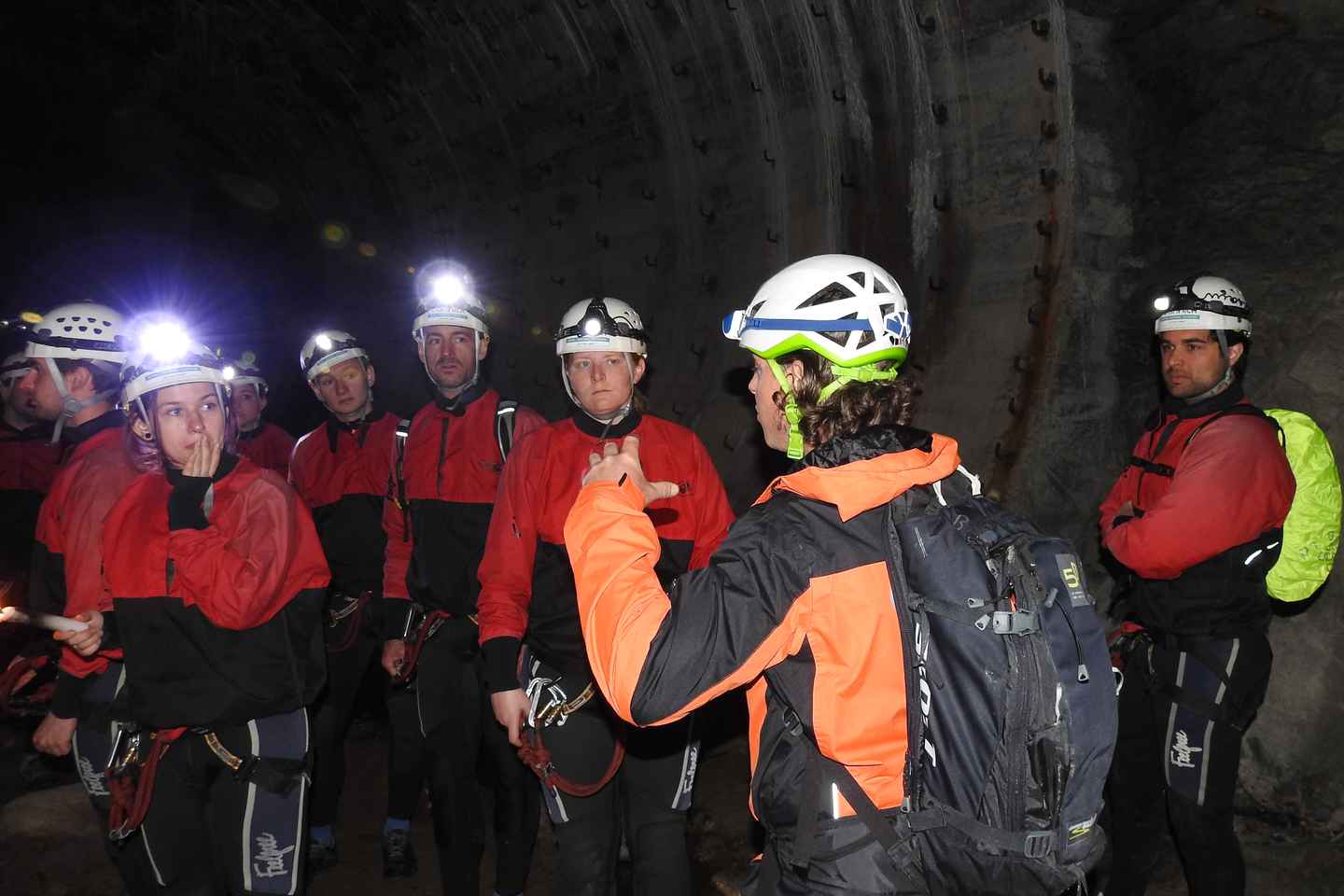 Ötztal: Guided Cave Tour for Beginners