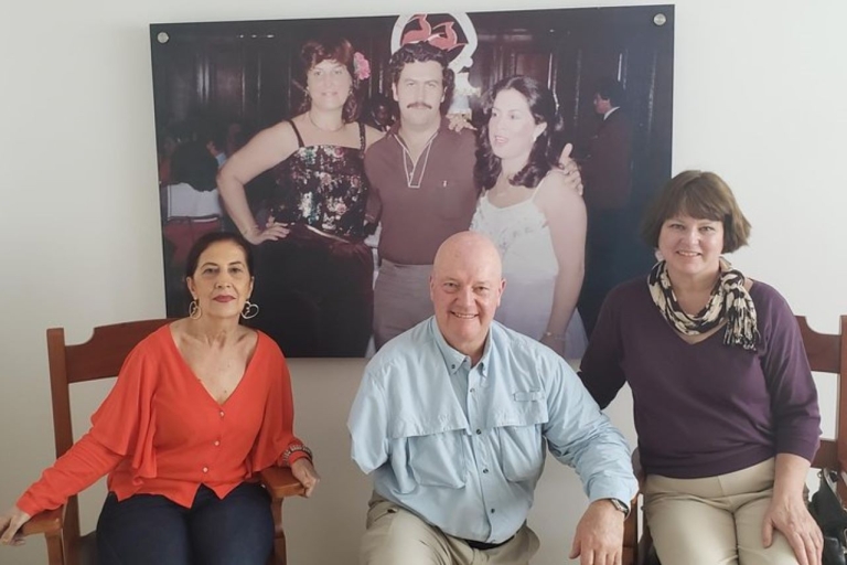 Kolumbia: Oficjalna wycieczka po muzeum rodzinnym Pablo Escobar2,5 godziny: Oficjalny Pablo Escobar Poznaj Muzeum Rodzinne Family