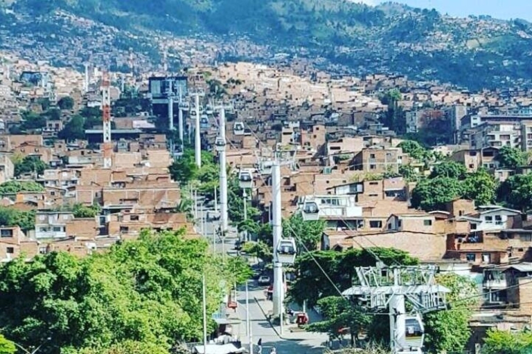 Medellín: 5,5-stündige geführte private Stadtrundfahrt