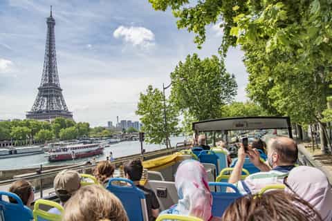 Paris: Hop-On/Hop-Off-Tour im offenen Bus