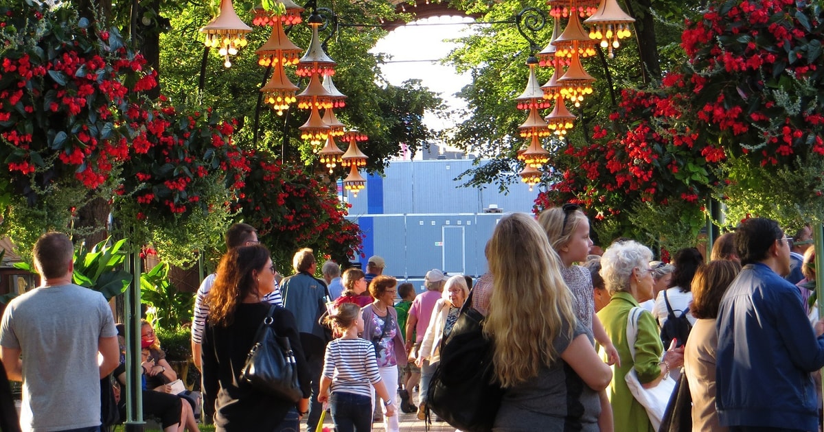 Kopenhagen Tivoli Gärten Führung & SkiptheLine Eintritt GetYourGuide