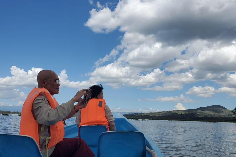 نيروبي: رحلة سفاري في بحيرات الوادي المتصدع لمدة 5 أيام مع مكان إقامةنيروبي: رحلة سفاري لمدة 5 أيام ف