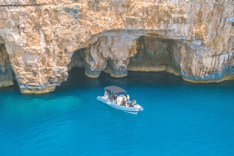 Desde Trogir y Slipt: 1 día en la cueva Azul y 5 islas
